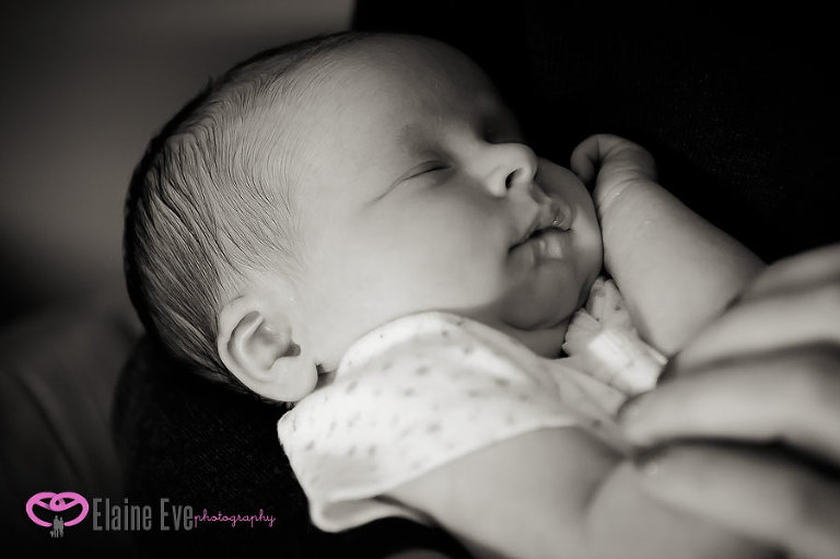 Newborn Photography Oshawa & Courtice, Durham Region Baby PHotographer, Toronto Wedding PHotgorapher