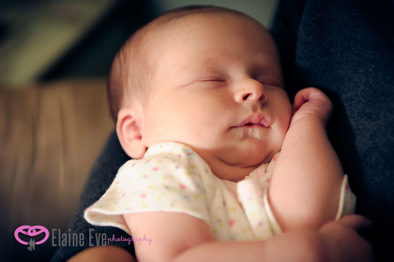 Newborn Photograhy Oshawa and Clarington, Durham REgion Children Photography, Toronto & Mississ