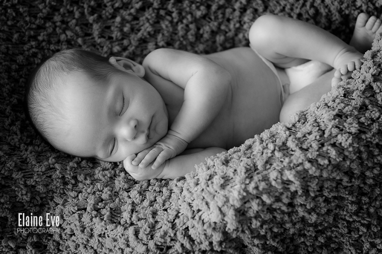 Toronto Newborn Photographer-1-2
