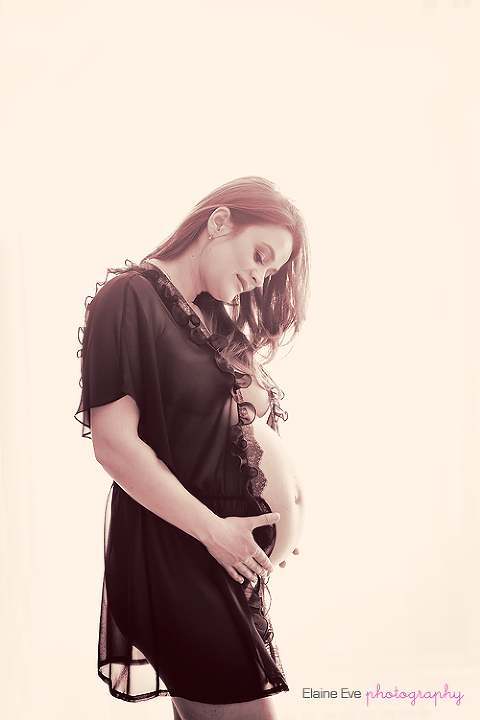 Maternity Photographer in Toronto